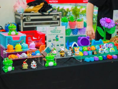 TRIỂN LÃM HỘI NGHỊ THƯỜNG NIÊN KHU CÔNG NGHỆ CAO (1)